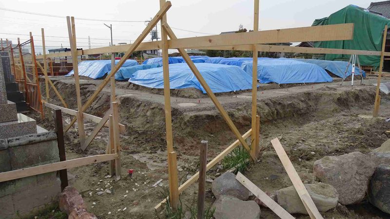 地基基础工程包工包料报价选择指南：材料与工艺的全面考量